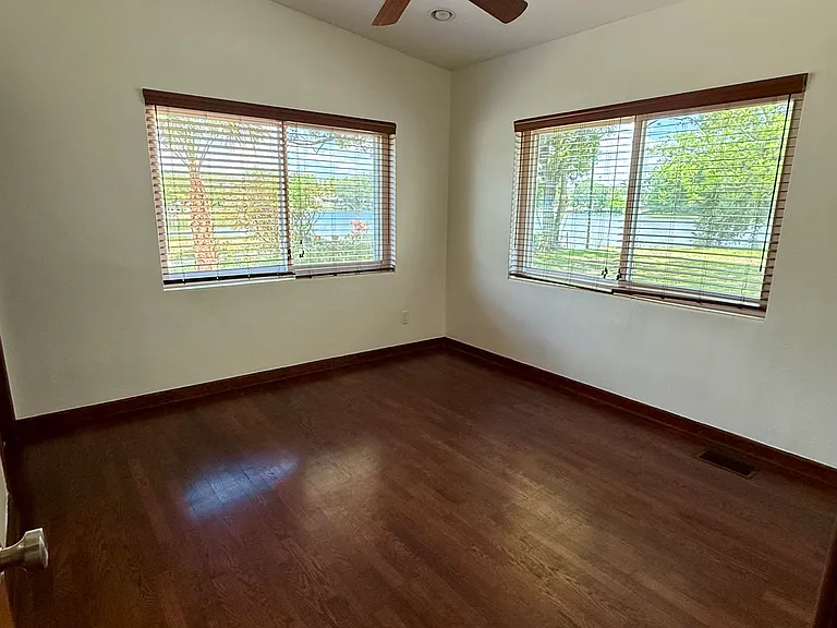 2819 Rogan Rd — Photo 11