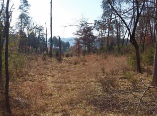 Cobblestone Ln, Dandridge, TN 37725