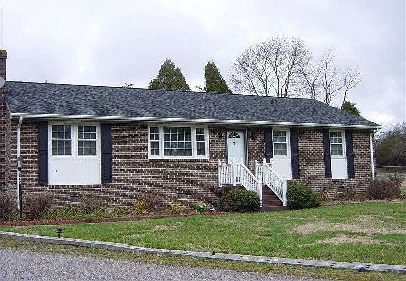 1st image of 3806 Iroquois East Cir