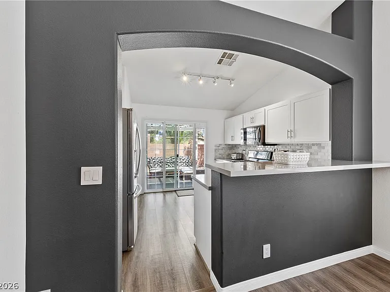 9848 Lenox Crest Pl — Photo 20