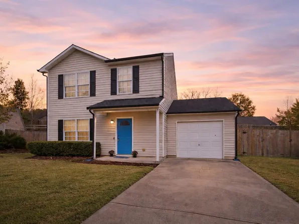 1773 Whitbrook Ct, Fuquay Varina, NC 27526