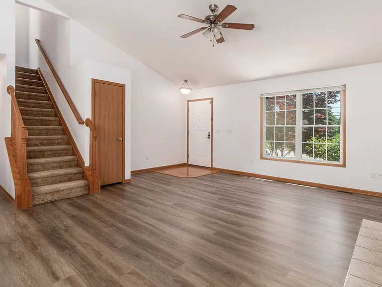 8577 Portwood Ln — Photo 13