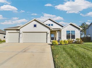 1700 Mulberry St, Pleasant Hill, MO 64080