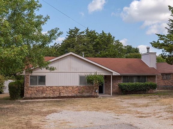 2nd image of 2611 Alamain Dr