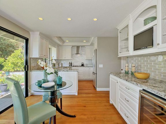 5th image of 8321 Pinotage Ct
