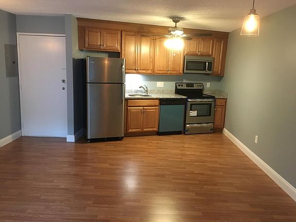 Kitchen with dining area