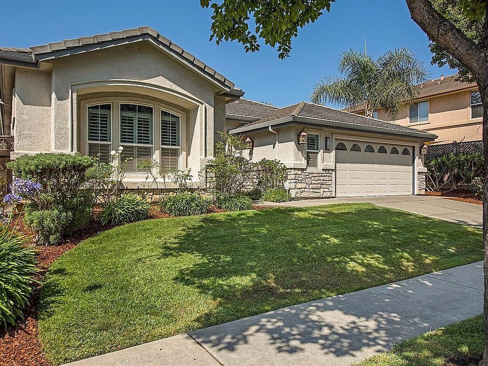 1st image of 219 Verona Way