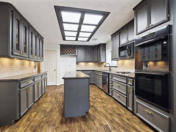 5th image of 12514 Wealdstone Drive