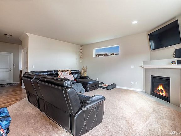 4th image of 19901 20th Avenue Ct E
