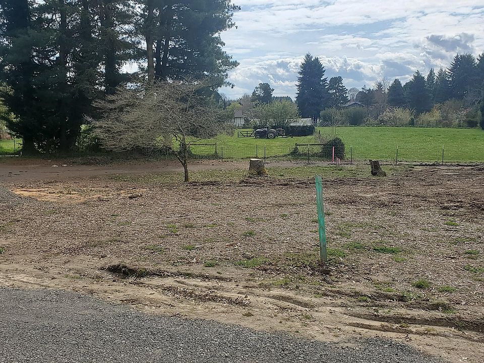 1st image of 4107 NE 138th Cir