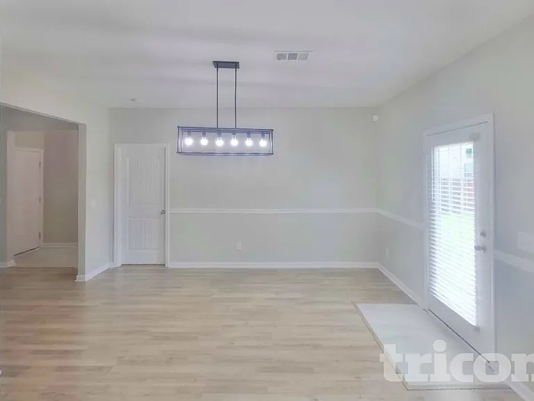 4127 Effie Seward Dr — Photo 5