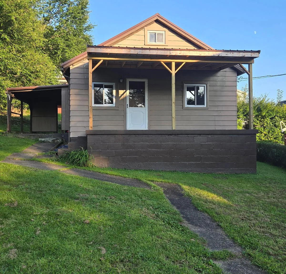 1 bed, 600 sqft, $700 — Photo 1