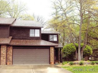 1312 Ridgewood Ct, Collinsville, IL 62234