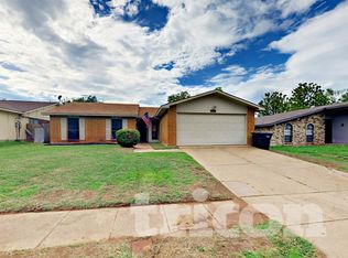 7528 Four Winds Dr, Fort Worth, TX 76133