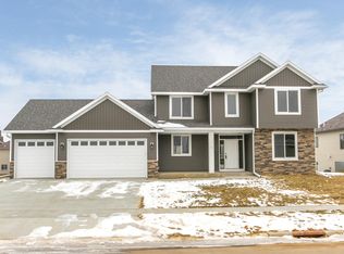 1455 Century Corner Ln NE, Rochester, MN 55906