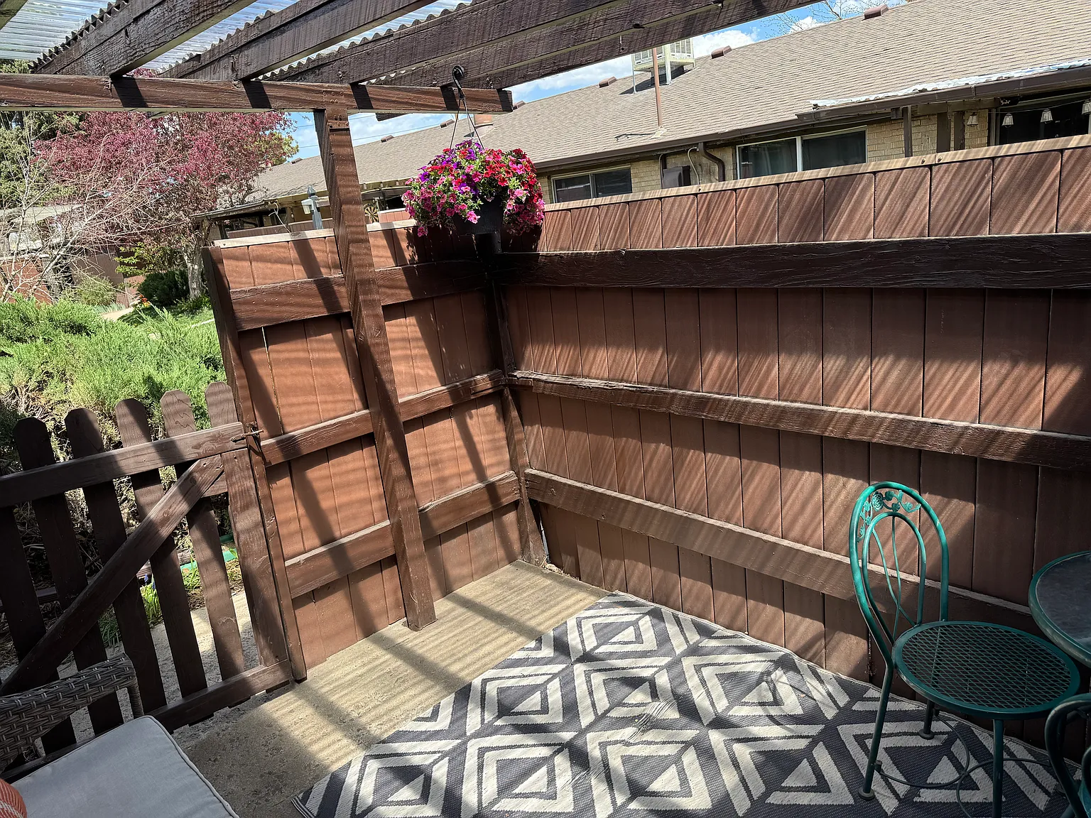 2 bed, 748 sqft, $1,650 — Photo 2