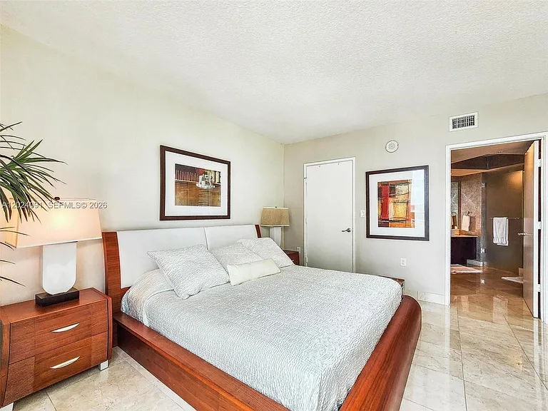 150 Sunny Isles Blvd #11204 — Photo 9