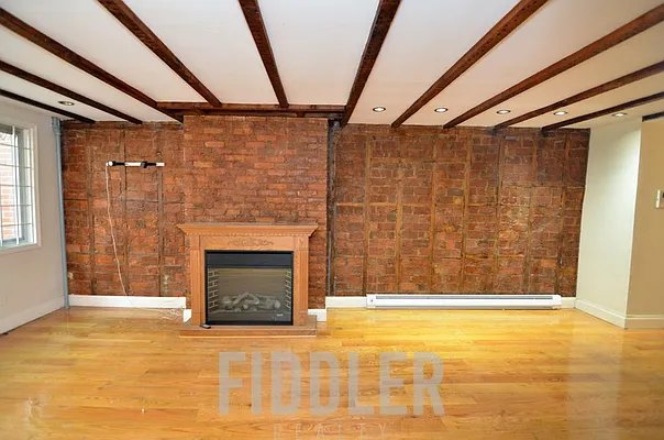 Rented by Fiddler Realty | media 28