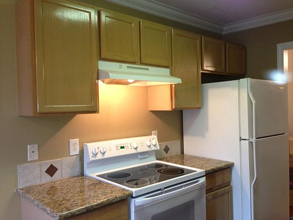 4th image of 186 Wesley Harris Cir