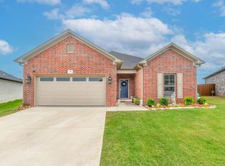 38 Hanna Loop, Maumelle, AR 72113