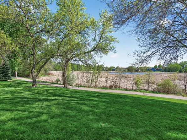 4505 Orchid Cir, Minneapolis, MN 55446