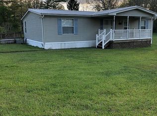 388 1st St, Shady Spring, WV 25918