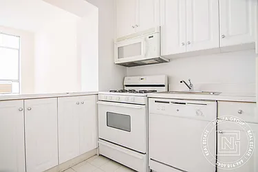 Rented by Nolita Group