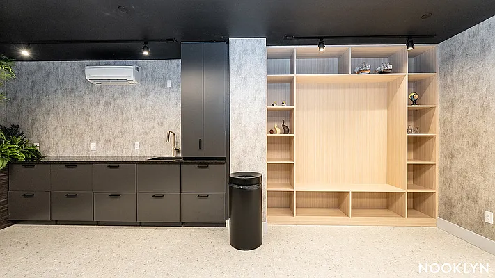 Rented by Nooklyn NYC LLC | media 47