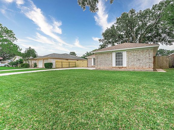4th image of 5323 King Richard Drive