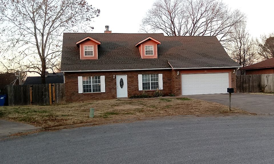 1st image of 202 Winesap Ln