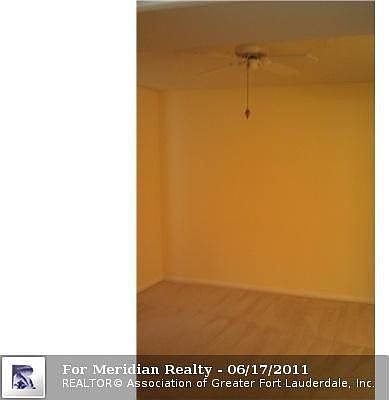 5th image of 1711 Whitehall Dr APT 106