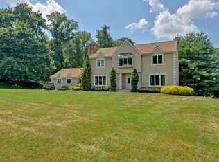 161 Stirrup Dr, Freehold, NJ 07728