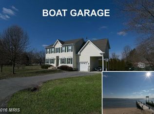 40360 Beach Dr, Mechanicsville, MD 20659