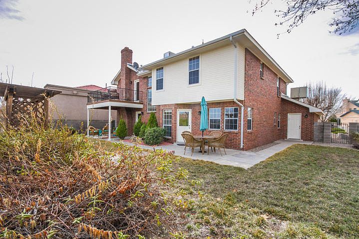 1st image of 4901 Summersville Dr NW