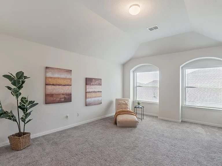 1413 Lake Grove Dr — Photo 23