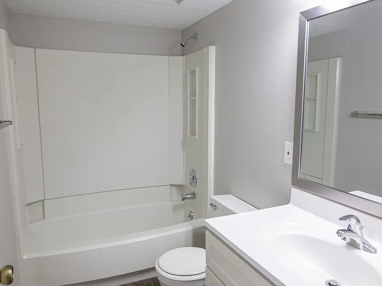 7778 Deercrest Ct — Photo 37