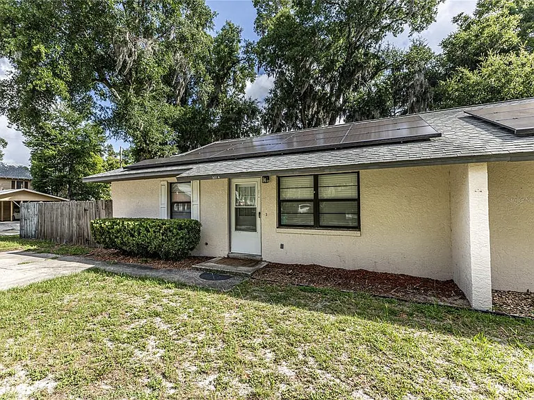 301 Curry St — Photo 19