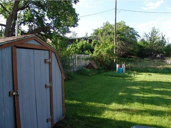 Side/Backyard