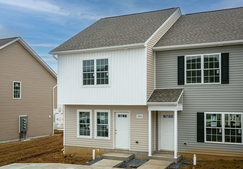 2nd image of 1316 Luke Ln