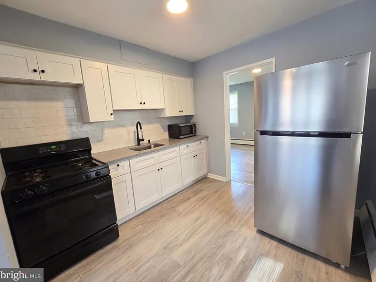 6036 Lawndale Ave #1 — Photo 8