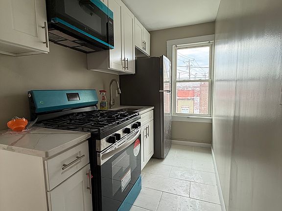 4th image of 168 Main St #3A