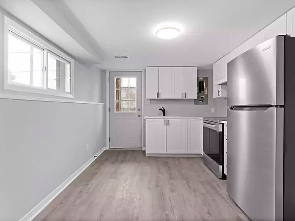 5th image of 76 Joseph St