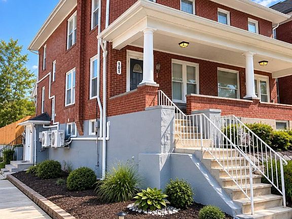 3rd image of 101 Carroll St