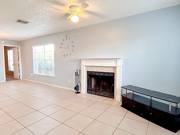 2nd image of 1003 Northlake Dr