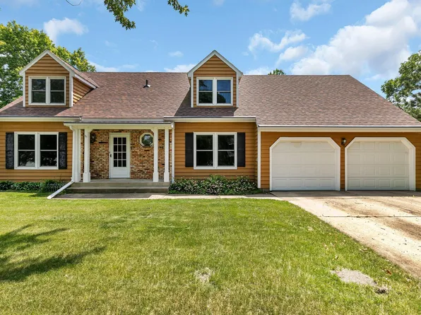 1044 Borgert Ave, Saint Cloud, MN 56303