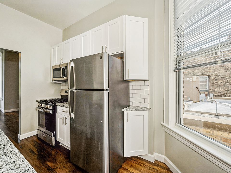 1st image of 2528 N Burling St APT 2F