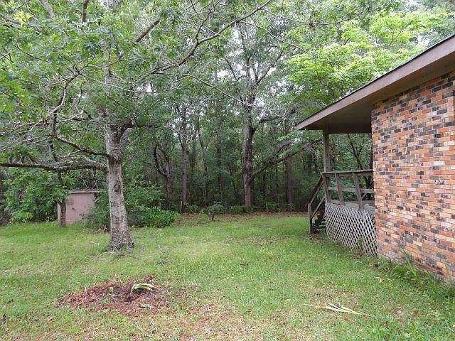 2nd image of 12151 Comalander Rd