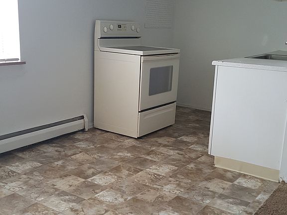 2nd image of 314 Dair Ave APT 8