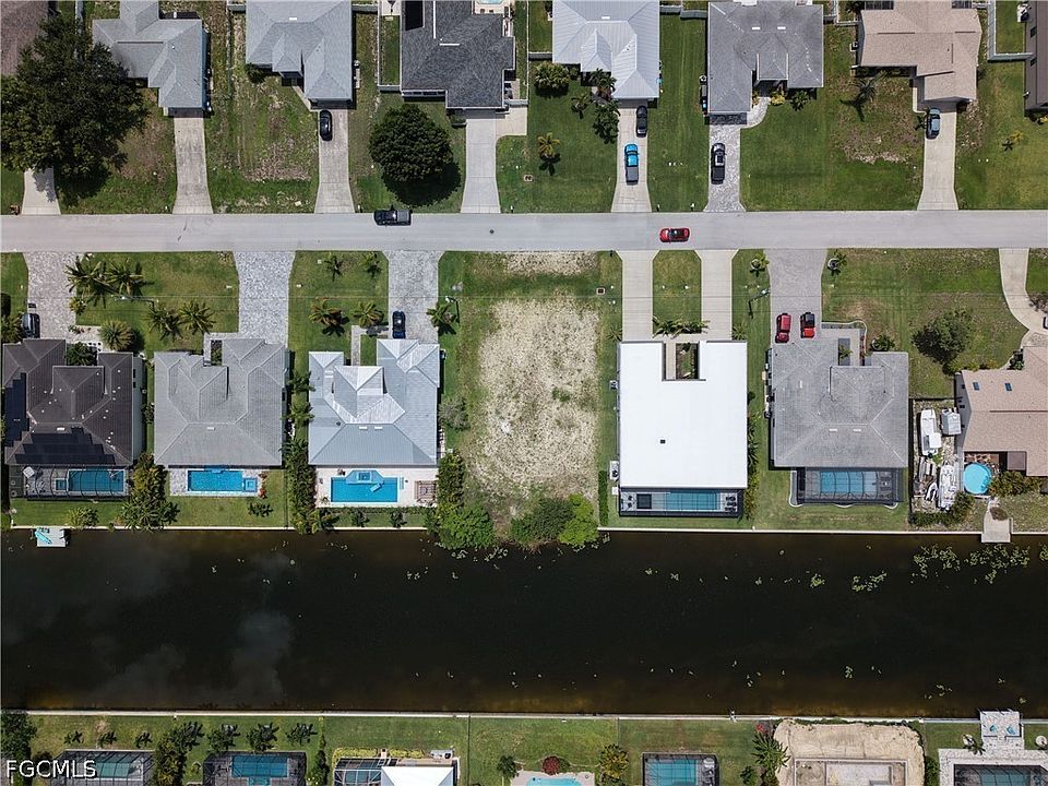 1st image of 3315 SW 11th Ct