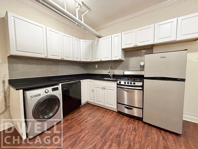 2131 N Dayton St #G3 — Photo 5